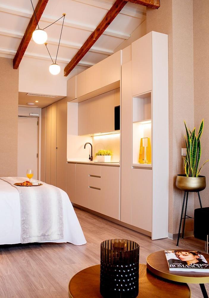 Aparthotel Voghe Premium Flats à Valence Extérieur photo