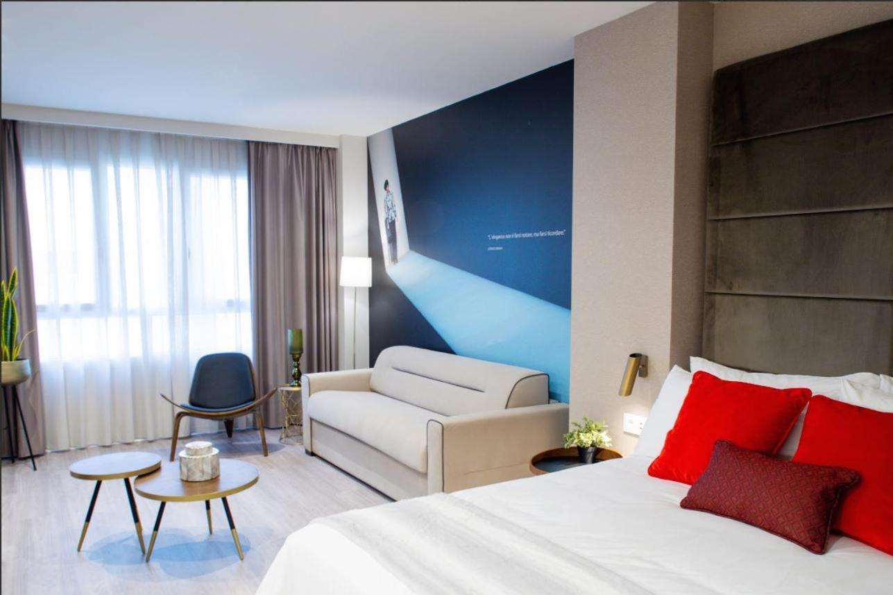 Aparthotel Voghe Premium Flats à Valence Extérieur photo