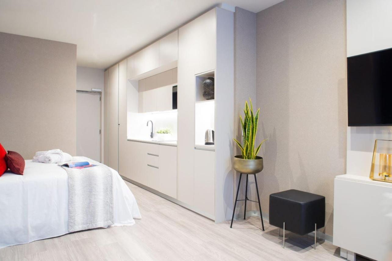 Aparthotel Voghe Premium Flats à Valence Extérieur photo