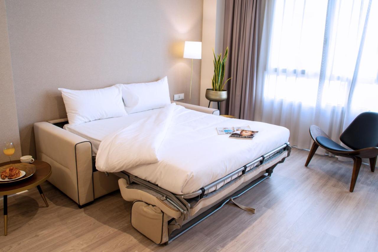 Aparthotel Voghe Premium Flats à Valence Extérieur photo