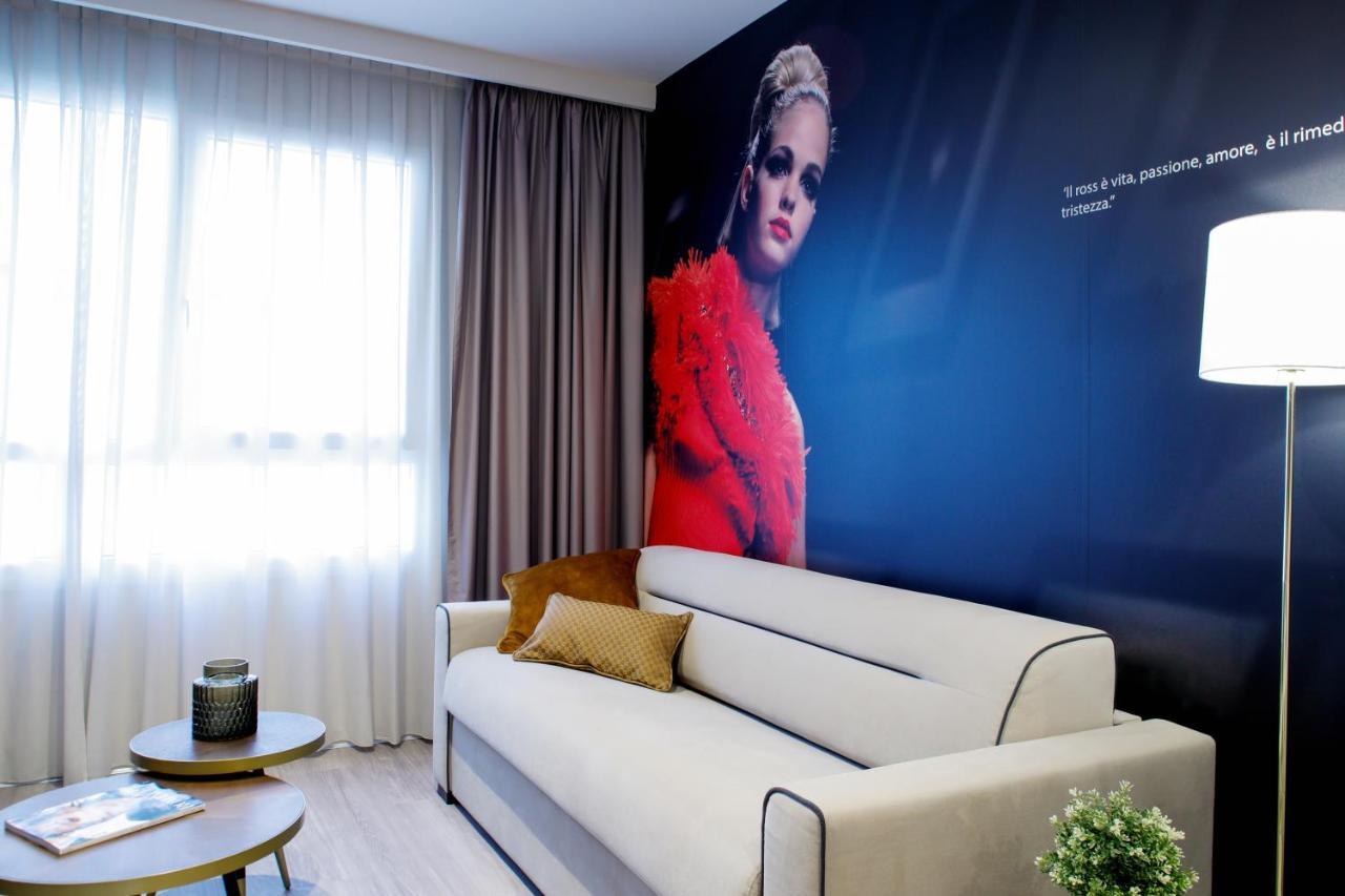 Aparthotel Voghe Premium Flats à Valence Extérieur photo