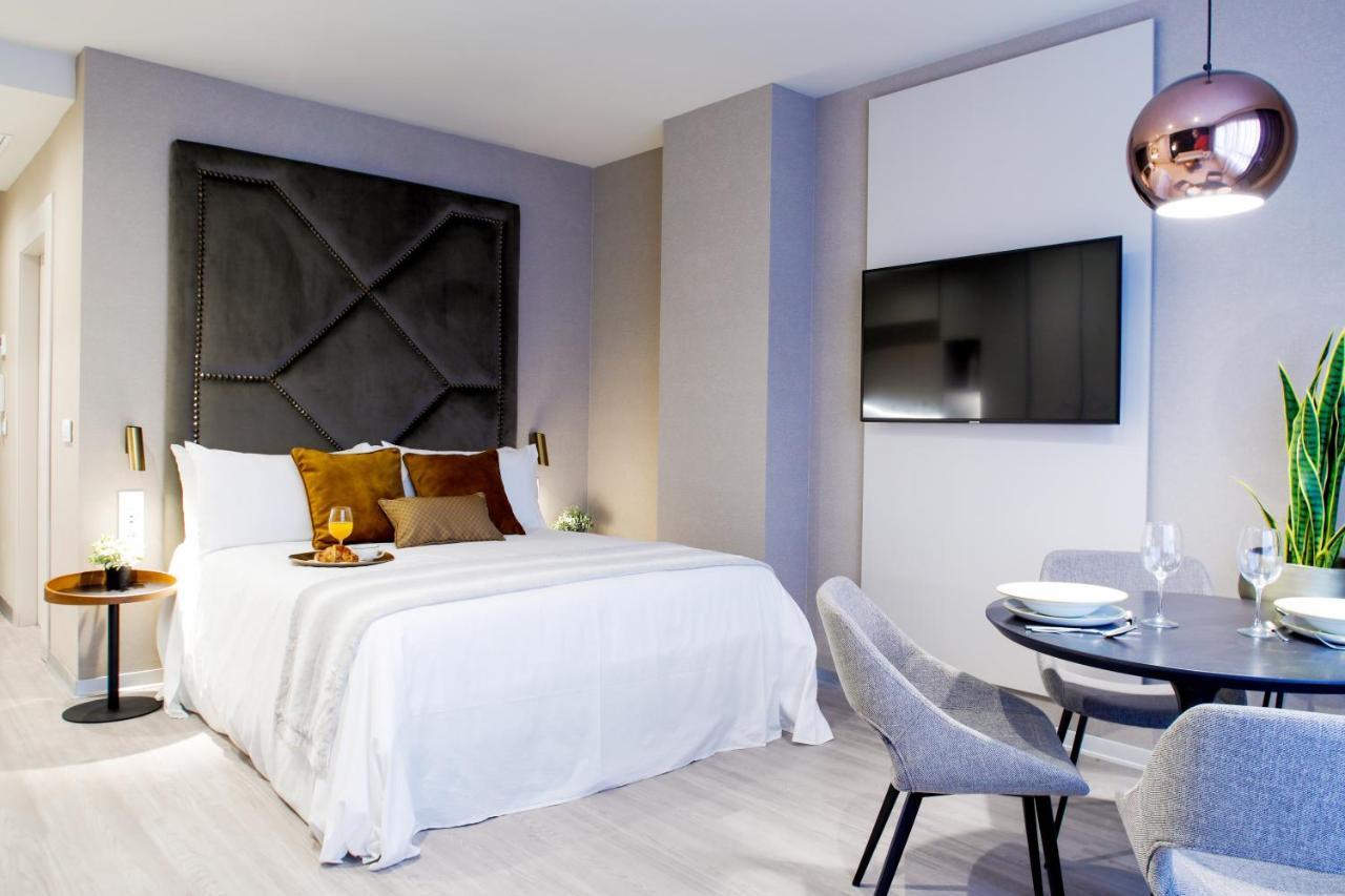 Aparthotel Voghe Premium Flats à Valence Extérieur photo